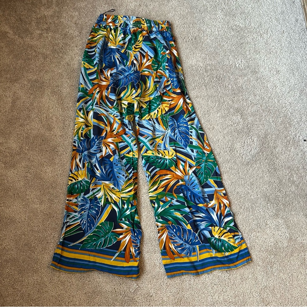 Tropical Leaf Print Wide-Leg Pants